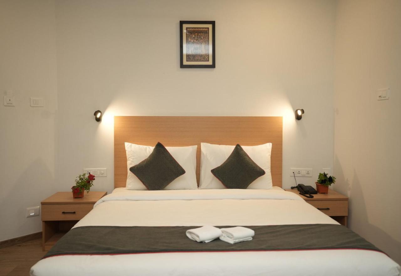 Grand Ganpat Hotel Vellore Eksteriør billede